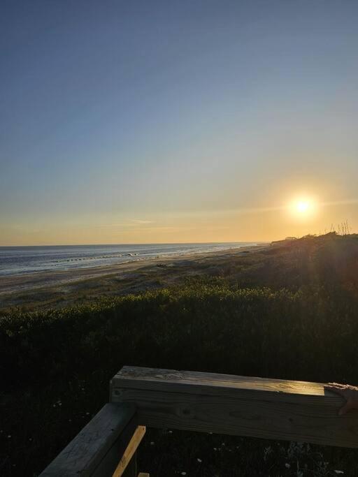 Bosque Y Playa En Jaureguiberry. Monoambiente 4 Personas Jaureguiberry